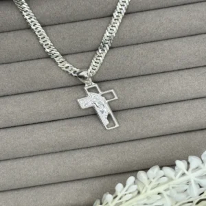 Cruz com Cristo "P"